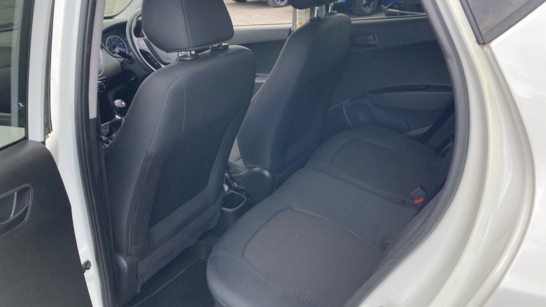 Hyundai i10 1.0 Play 5dr Petrol Hatchback